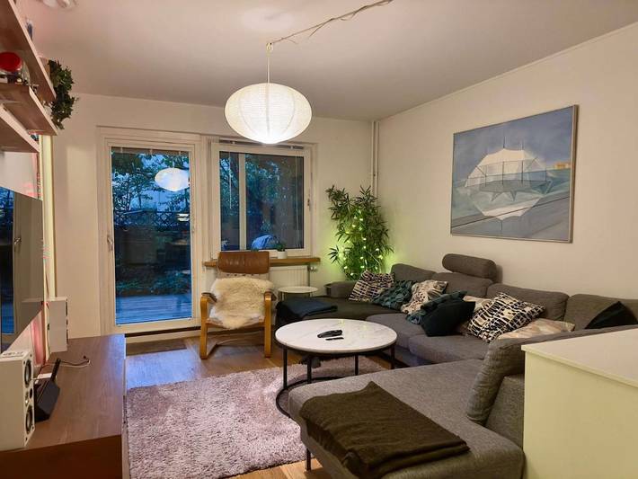 Ferienwohnung für 6 Personen, mit Terrasse und Whirlpool sowie Garten in Stockholm