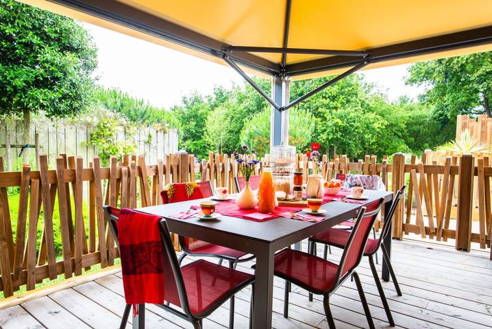 Gîte pour 14 personnes, avec terrasse et jardin à Locoal-Mendon - 2