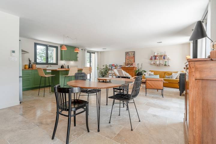 Maison Marvic en Provence with Private Pool, Mountain Views, and Vineyards in Apt, Parc naturel régional du Luberon