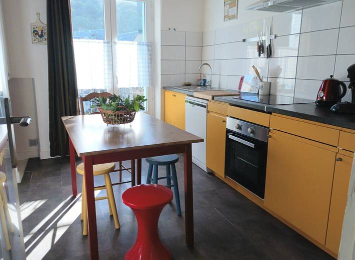 Gîte pour 5 personnes, avec jardin et terrasse dans Basilique Notre Dame D Orcival