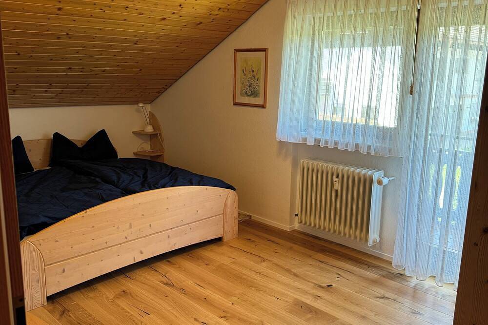 Ganze Wohnung, Ruhige Ferienwohnung mit Seeblick, Glasfaser & Parkplatz – ideal für Familien in Suedlicher Schwarzwald, Herrischried