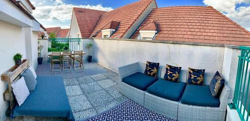 Gîte pour 10 personnes, avec terrasse à Magny-le-Hongre