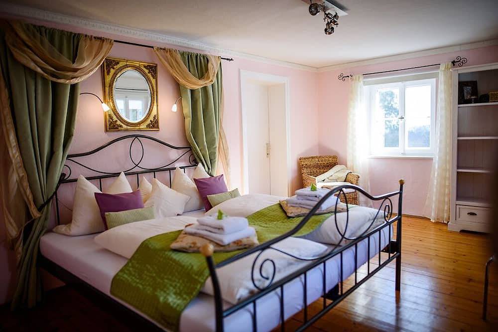 Landhäuschen auf Klostergut mit Bergblick mitten in der Natur, südl.v.München! in Huglfing, Pfaffenwinkel