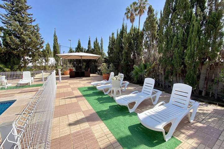 Chalet para 10 personas, con jardín y terraza - 1