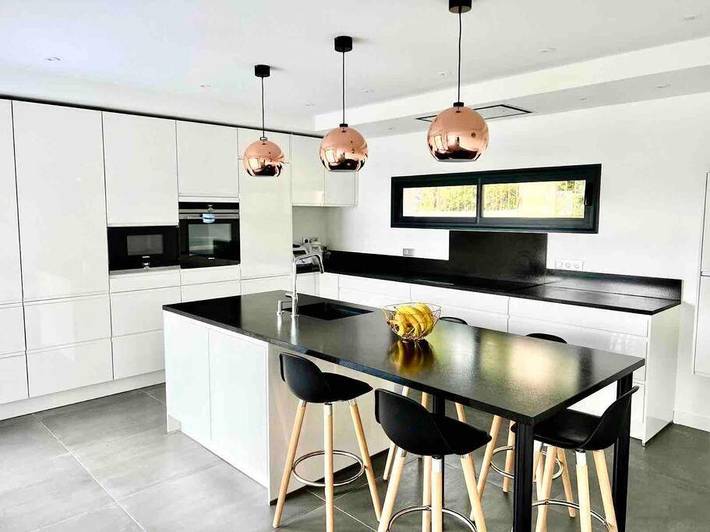 Villa pour 10 personnes, avec jardin ainsi que vue et piscine, animaux acceptés à Bidart - 3