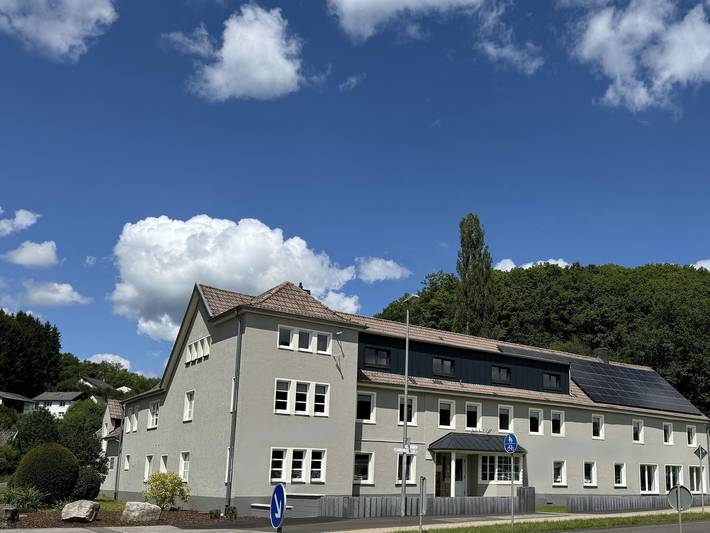 Ferienhaus für 30 Personen, mit Garten und Terrasse sowie Sauna, mit Haustier in Schleiden