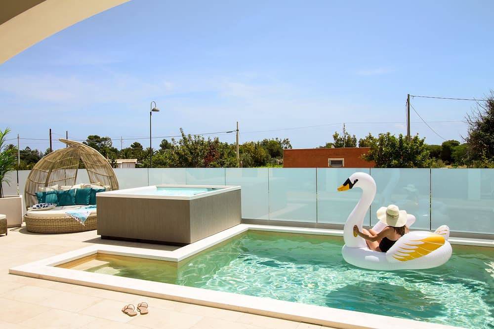 Mediterranean villa with private pool on Foxi Manna beach in Sardinia in Dispensa, Tertenia
