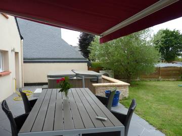 Gîte pour 5 personnes, avec jacuzzi ainsi que terrasse et jardin à Pabu