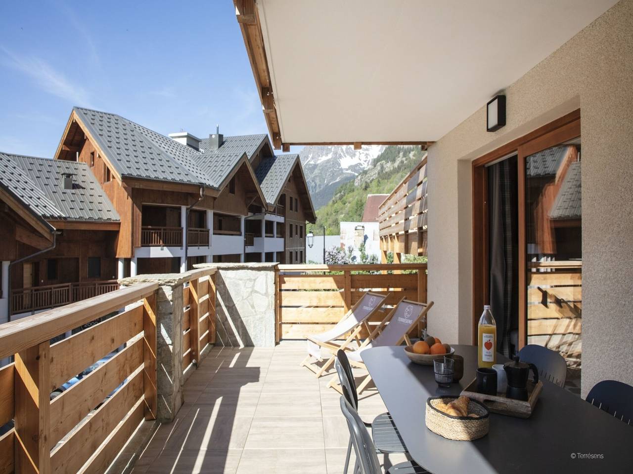Apartamento entero, Apartamento en Vaujany con vistas a montañas in Vaujany, Parque Nacional de los Ecrins