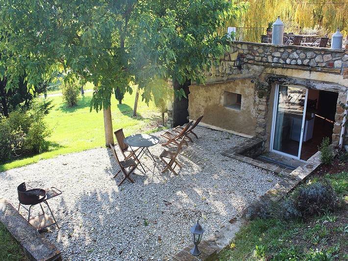 Gîte pour 2 personnes, avec Terrasse ainsi que Jardin et Vue