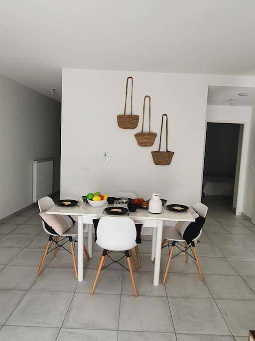 Appartement entier, Les Coteaux Yourhosthelper in Saint-Jean-de-Védas, Côte méditerranéenne (France)