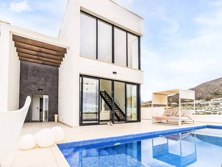 Casa rural para 6 personas, con piscina y terraza en Finestrat