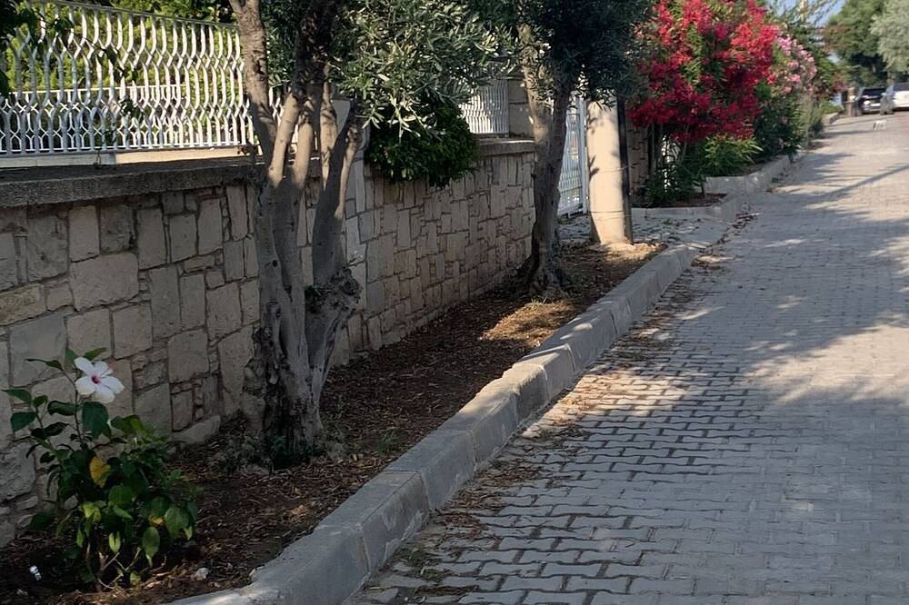 Vacation villa in Cesme, Turkey with private pool and 150 mt to the beach. in Cesme, Izmir Province