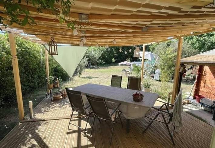 Villa pour 10 personnes, avec Terrasse ainsi que Jardin et Piscine