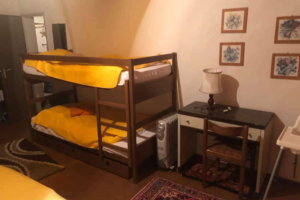 Ganze Wohnung, Ski in, ski out, from the bed onto the board.....Living right in the ski area at 2000m in Thyon-Les Collons, Vex