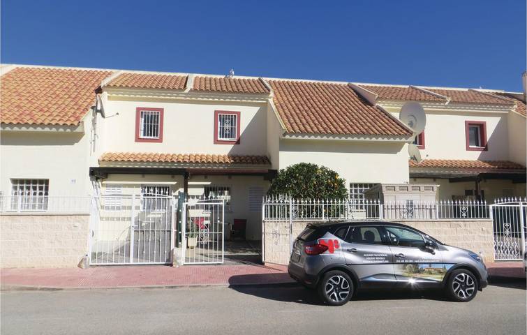 Casa de vacaciones para 4 personas, con terraza además de jardín y piscina - 1
