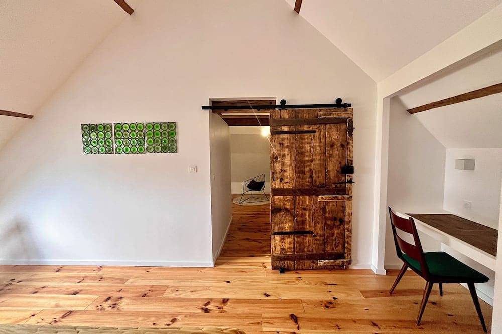 Guest house in a 17th century property in Savennières, Angers region