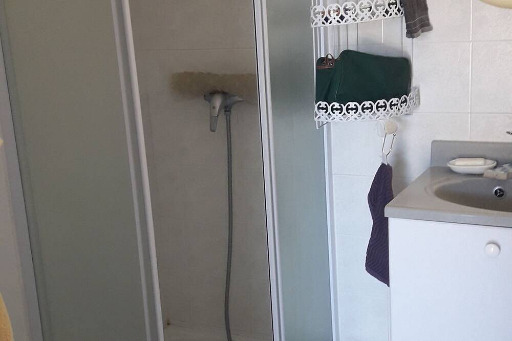 2 bedroom lodge in fleury in Saint Pierre la Mer, Fleury
