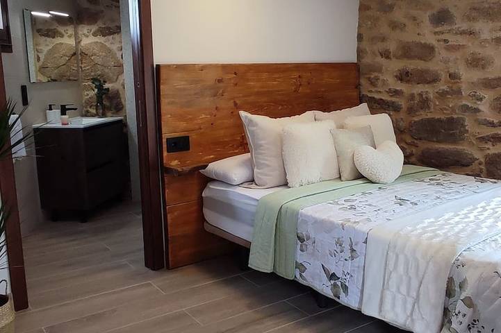 In the heart of Costa da Morte and Camiño dos Faros, near beaches in the middle of nature. in Camariñas, Costa da Morte
