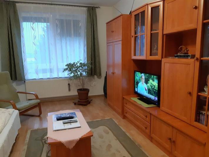 Ganze Wohnung, Fewo mit Balkon in Bük, Komitat Eisenburg