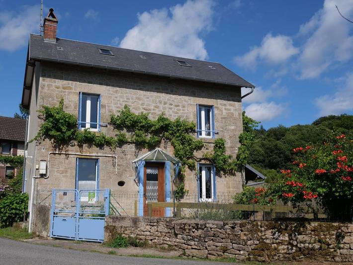 Gîte pour 5 personnes, avec Terrasse et Jardin