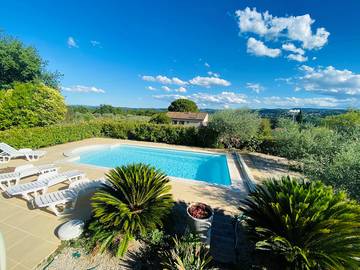 Gîte pour 6 personnes, avec piscine et balcon à Saint-Martin-d'Ardèche