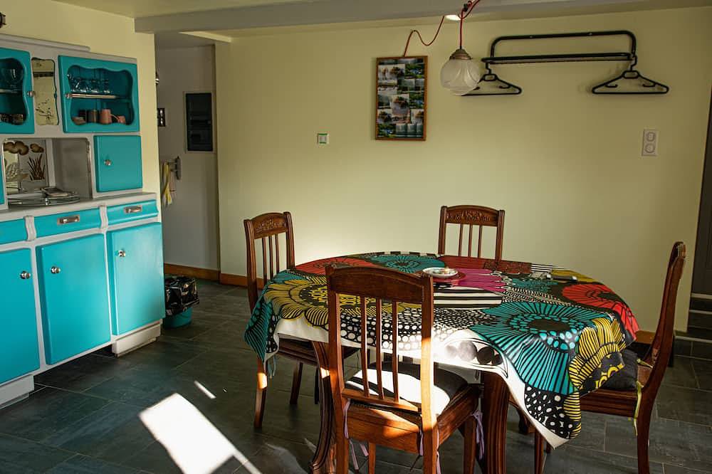 Apartamento entero, Chez Dimanche, cabaña de Francia 3 orejas. in Essert, Territorio de Belfort