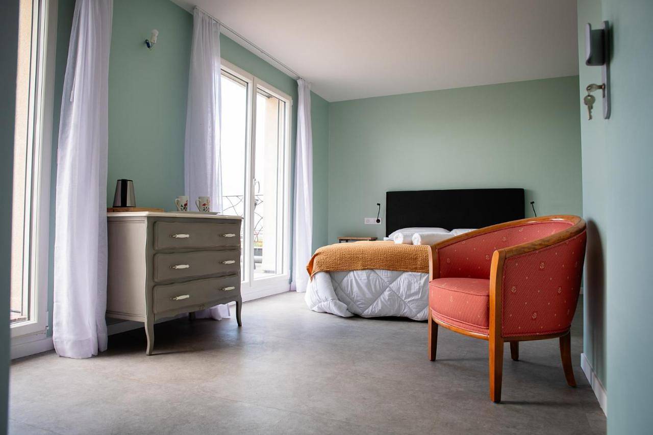 L'Atelier Sur Seine in Épinay-sur-Seine, Seine-Saint-Denis