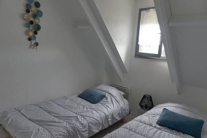 Location de vacances pour 4 personnes, avec piscine ainsi que terrasse et jardin, animaux acceptés dans Kerhillio - 3