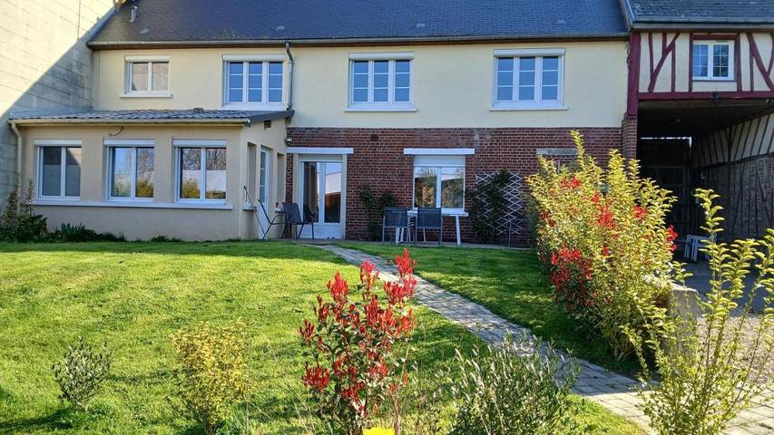 Location de vacances pour 8 personnes, avec Terrasse et Jardin à Haute-Épine - 2