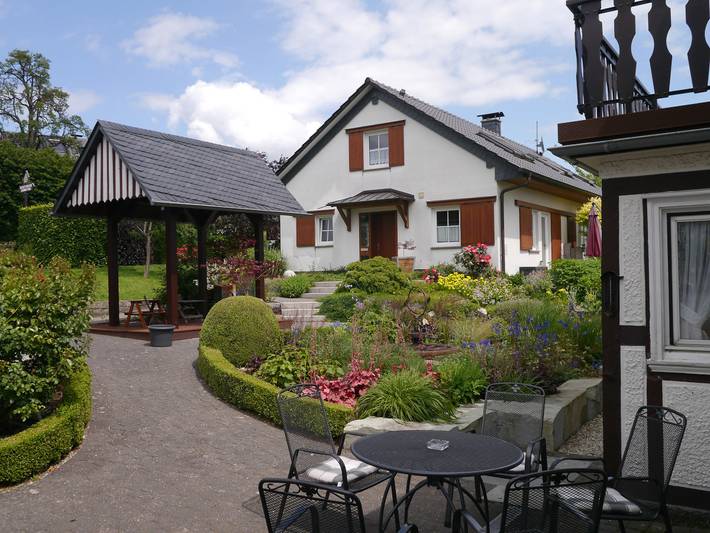 Bauernhofpension + Ferienwohnung Thiele - Doppelzimmer mit Dusche und Wc in Günne, Möhnesee