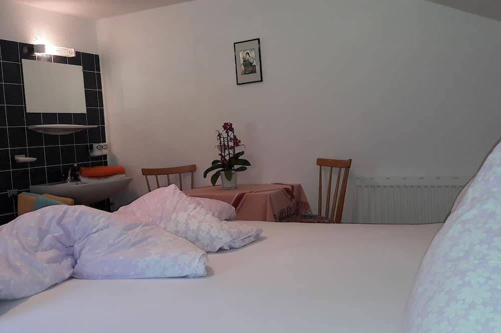 Ganze Wohnung, Ferienhof Fürruter, kostenloses Wlan, 3 Schlafzimmer, bis zu 6 Personen in Sautens, Ötztal