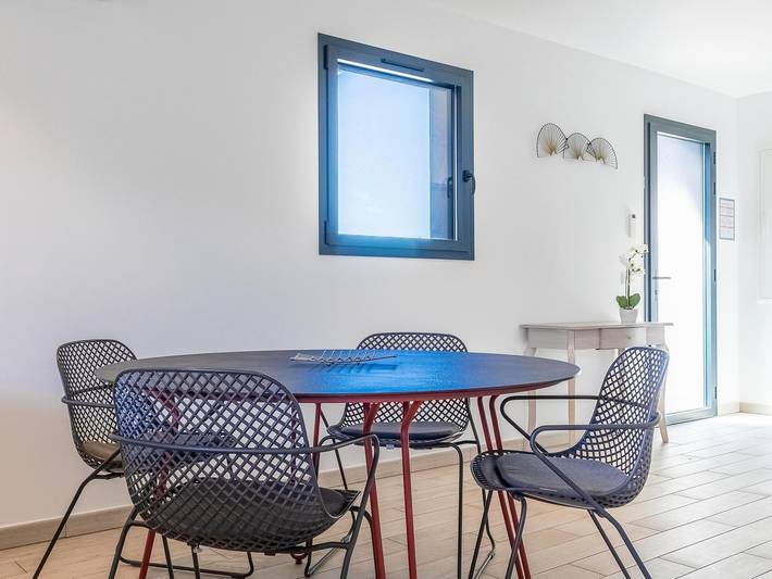 Villa pour 4 personnes, avec piscine et terrasse, adapté aux familles dans Cala Rossa - 2