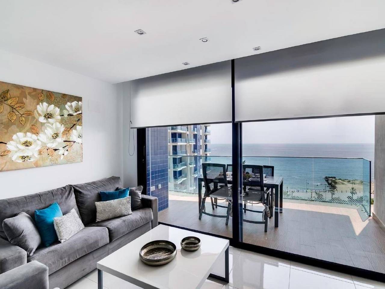 Appartement entier, Sea Senses' Suite mit Gemeinschaftspool in Punta Prima (Alicante), Torrevieja