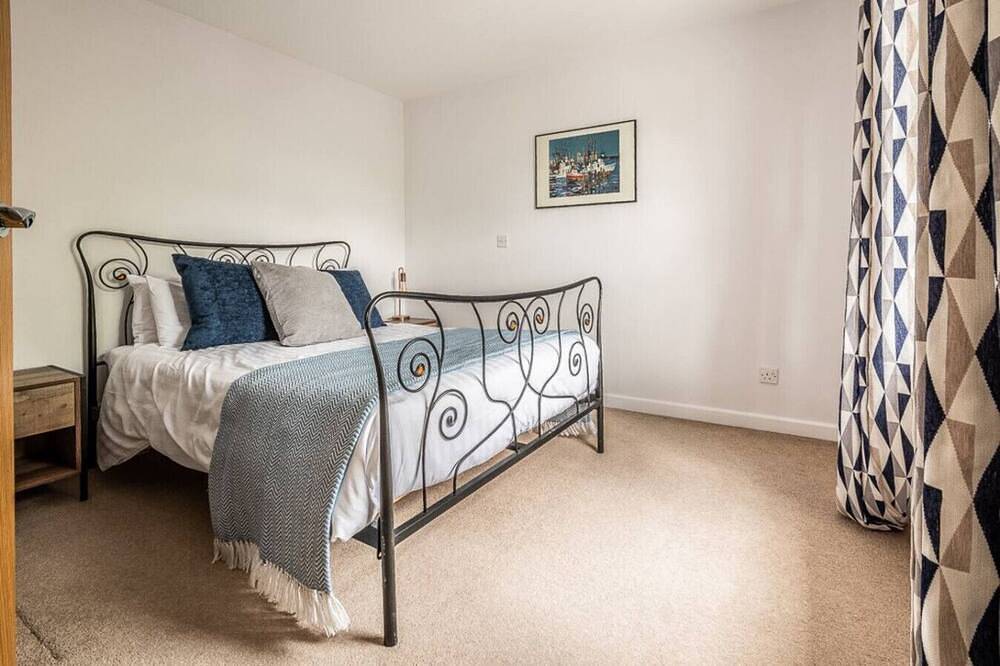 Apartamento entero, Stylish Cosy 3 Bedroom Cottage with parking in Topsham in Crealy Adventure Park, Devon