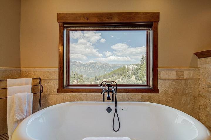 Holiday rental for 11 people, with hot tub in Colorado