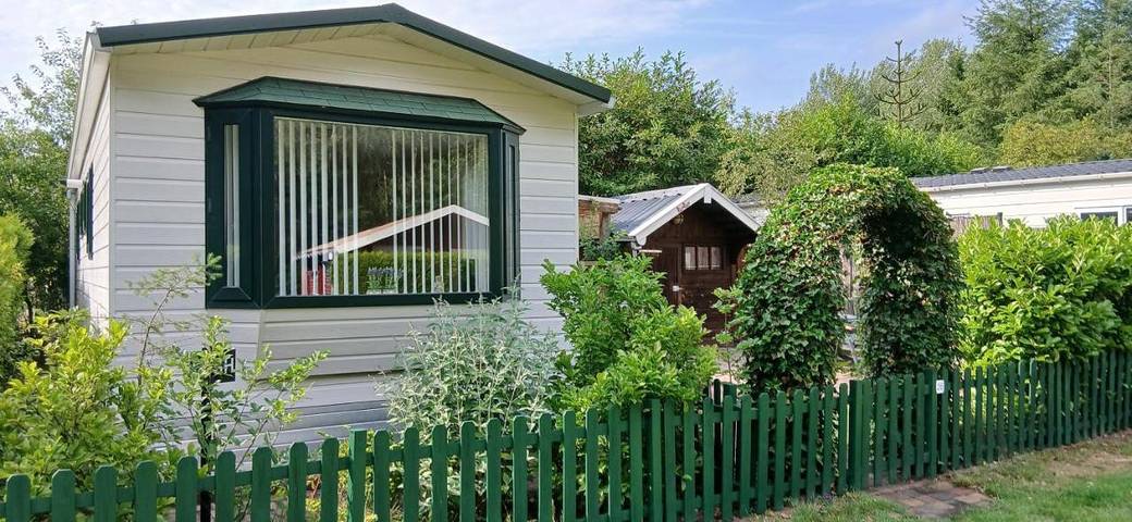 Vakantiehuis voor 4 personen, with Balkon and Terras as well as Tuin and Zwembad in Spier
