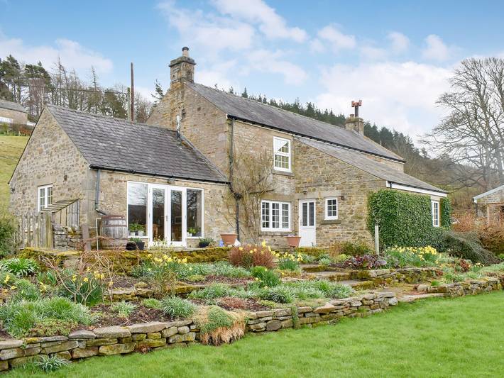 Cottage for 10 people, with Garden in North East England