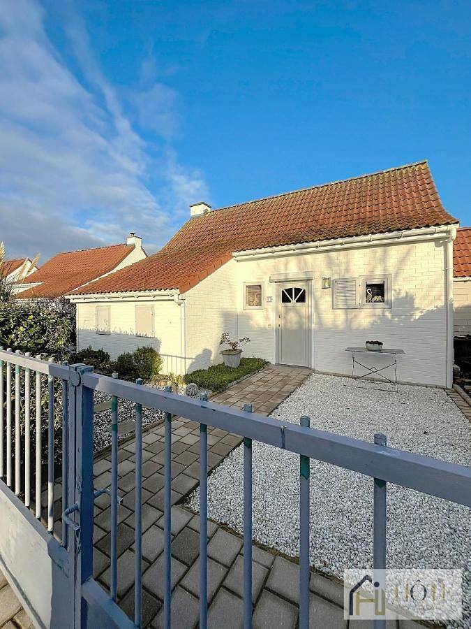 Gîte pour 6 personnes, avec vue sur le lac et vue à Ghyvelde