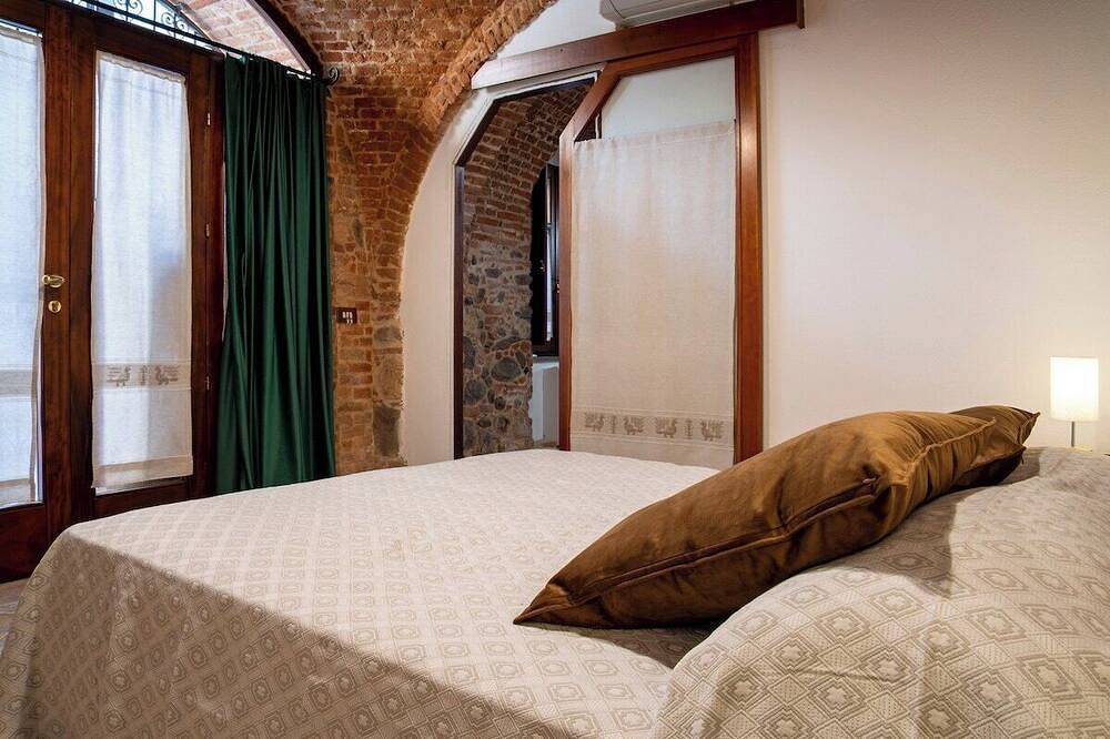 Borgo Santa Chiara Heritage Home in Oristano, Campidano