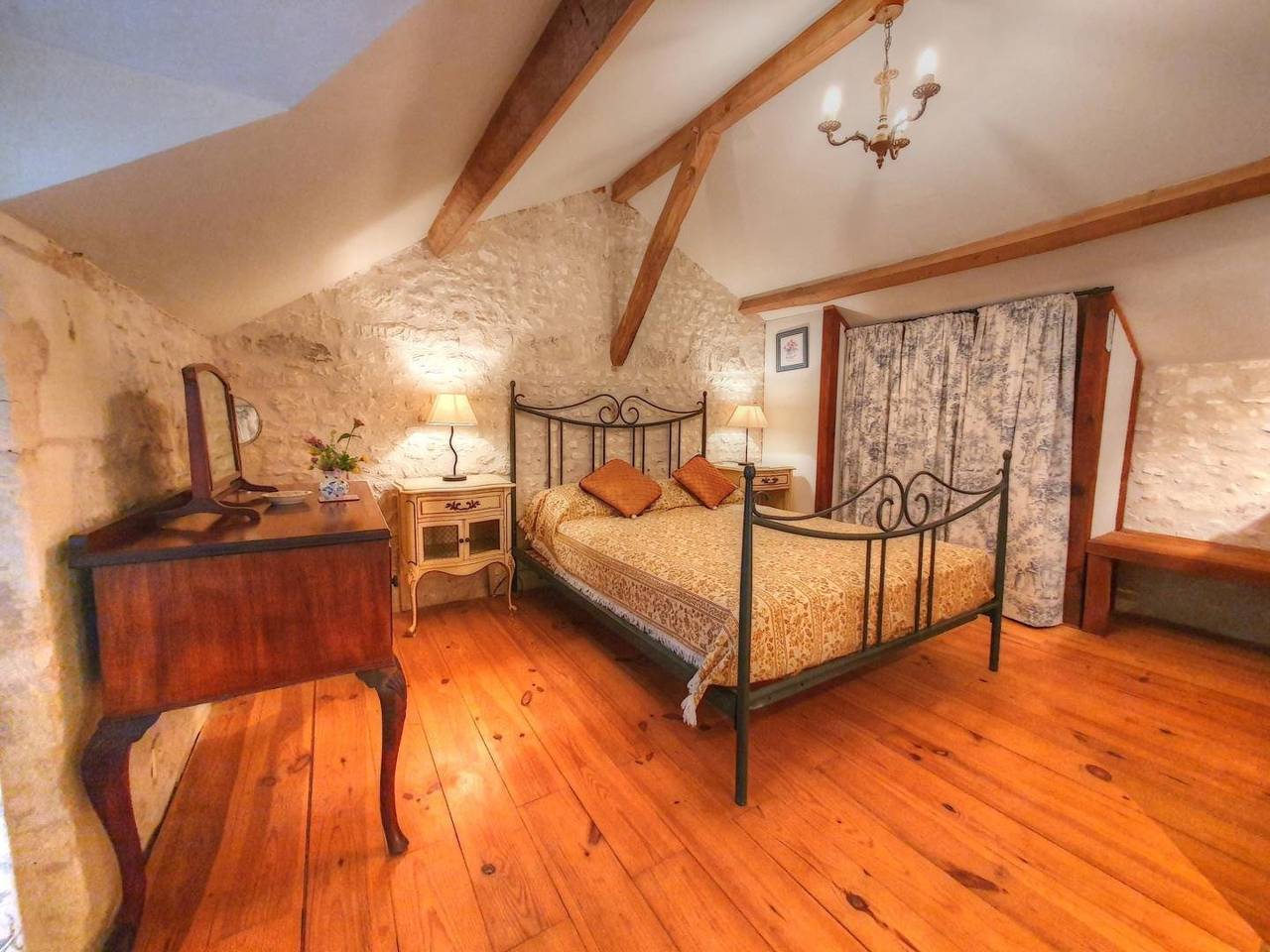 Le Cottage de Daphné - Chambre et Table d'Hotes - Chambre in Jaulnay, Parc naturel régional Loire-Anjou-Touraine