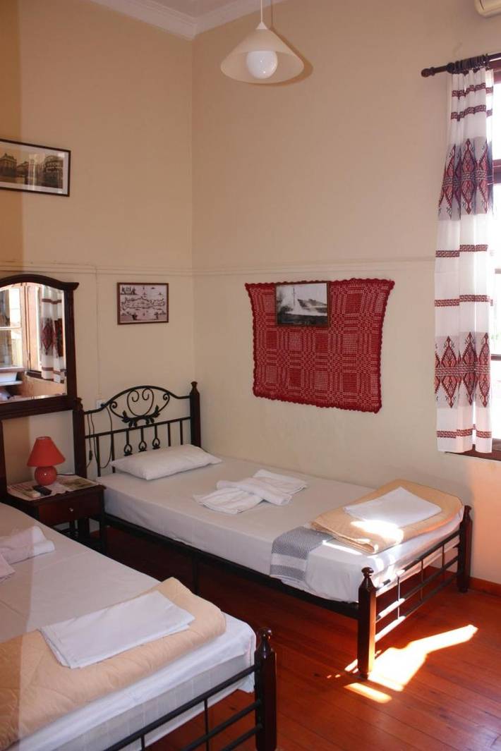 Chambre d’hôte pour 5 personnes, avec jardin à La Canée - 4