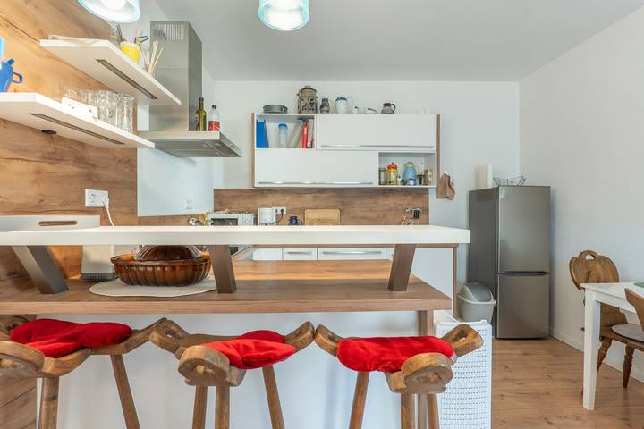 Ganze Wohnung, Apartment „Im Herzen des Kraichgaus 1“ mit Terrasse und WLAN in Östringen, Kraichgau