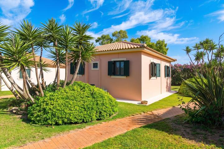 Analipsi Villas Beach Front 3 in Kastro-Kyllini, Region Elis