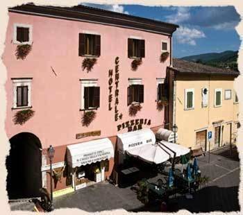 Hotel Centrale in Cascia, Perugia e dintorni