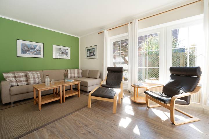 Ferienwohnung für 7 Personen, mit Terrasse und Garten in Wulfen (Fehmarn) - 2