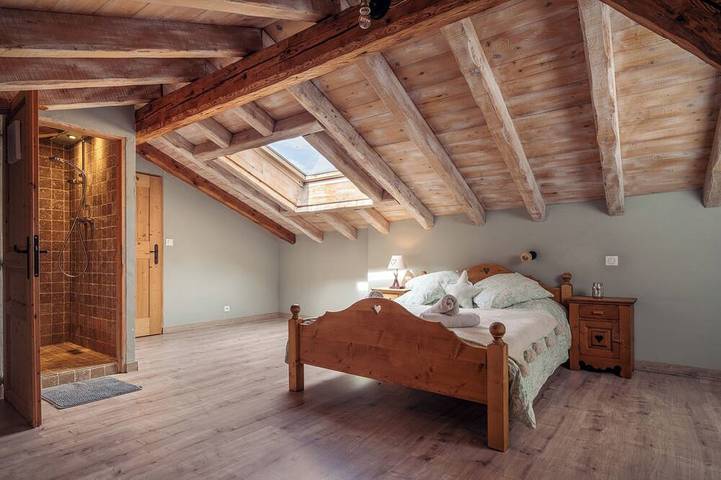 Beautiful, authentic mountain house with view. in Macizo del Mont Blanc