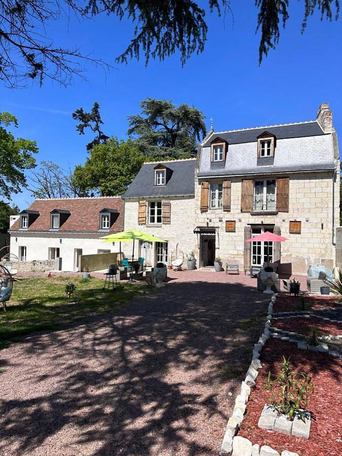 Chambre d’hôte pour 8 personnes, avec terrasse ainsi que jardin et vue, animaux acceptés à Saint-Avertin - 3