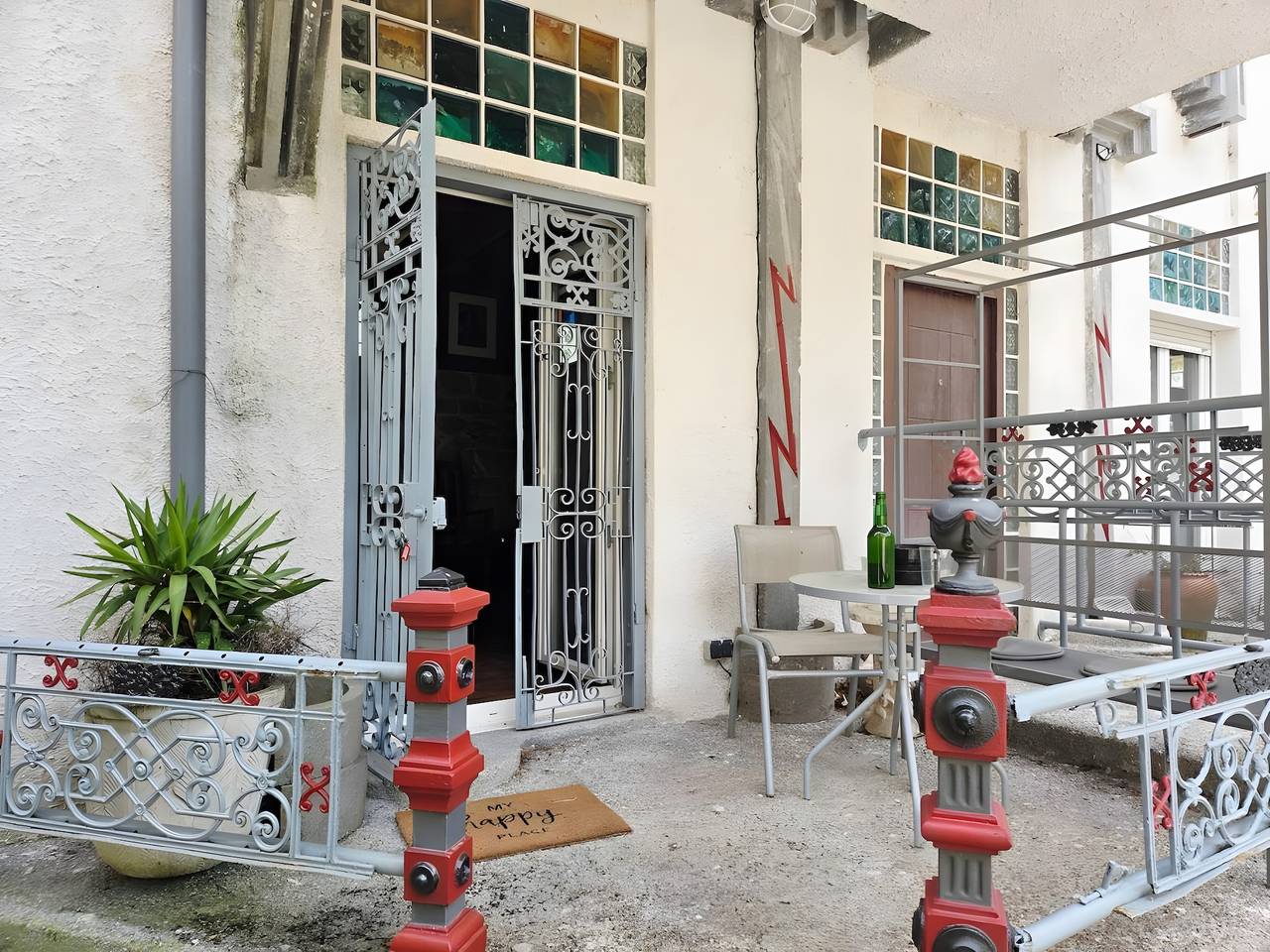 Apartamento entero, Apartamento 'Zentralclub Electra Generador' con vistas a la montaña, balcón y Wi-Fi in Belmonte de Miranda, Cordillera Cantábrica