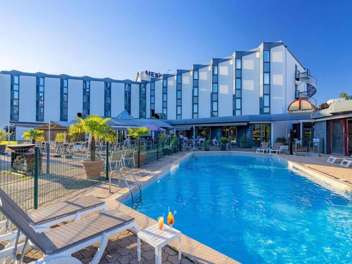 Hôtel pour 5 personnes, avec jardin et piscine
